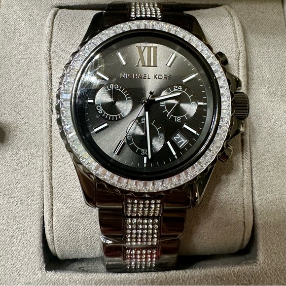 MICHAEL KORS MK6974 EVEREST GUNMETAL CHRONOGRAPH DIAL BRACELET BAND WOMENS WATCH - Picture 8 of 15